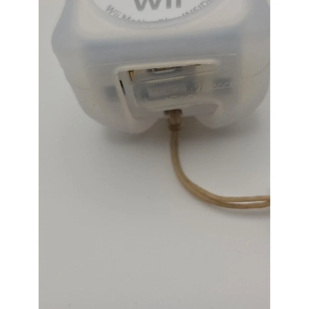 White Wii Nintendo Motion Plus Controller With Sleeve And Strap Tested